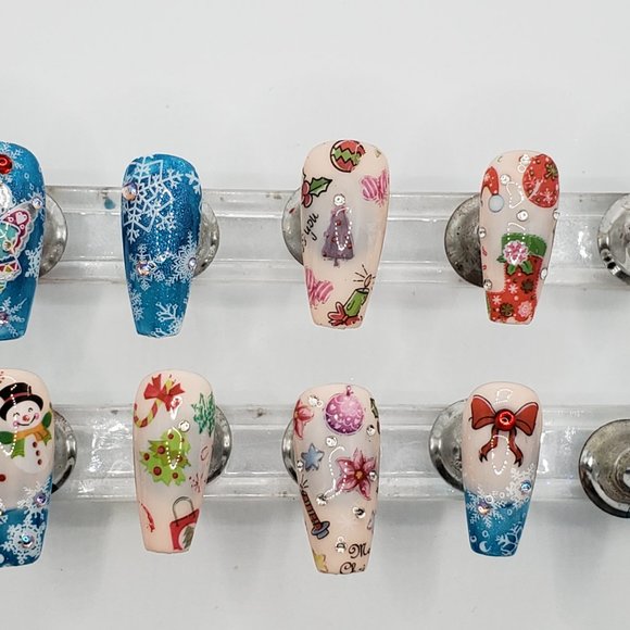 Press on Nails - Picture 2 of 3